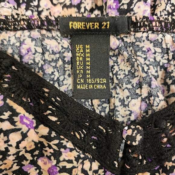 Forever 21 Floral Print Maxi Dress in Pink and Lavender Flowers - Size Medium - Picture 5 of 5